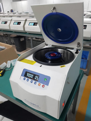 Benchtop 16500 rpm Wysokiej Prędkości Odśrodkowo-Wywietrzna Z Uniwersalnymi Opcjami Rotora
