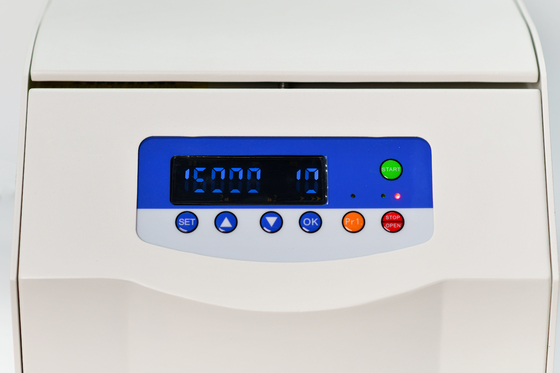 Benchtop 16500 rpm Wysokiej Prędkości Odśrodkowo-Wywietrzna Z Uniwersalnymi Opcjami Rotora